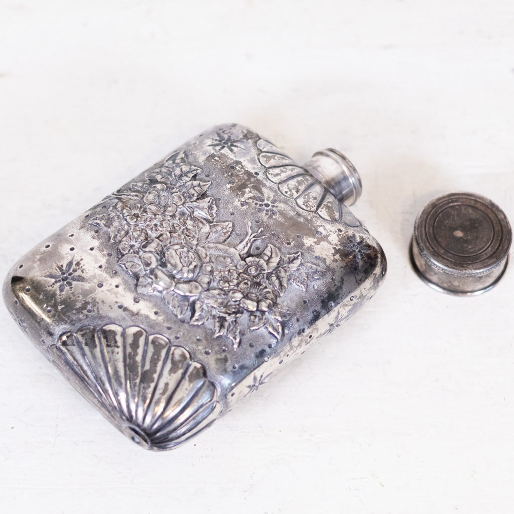 5 3/4" Victorian Flask w/Integrated Shot Cup