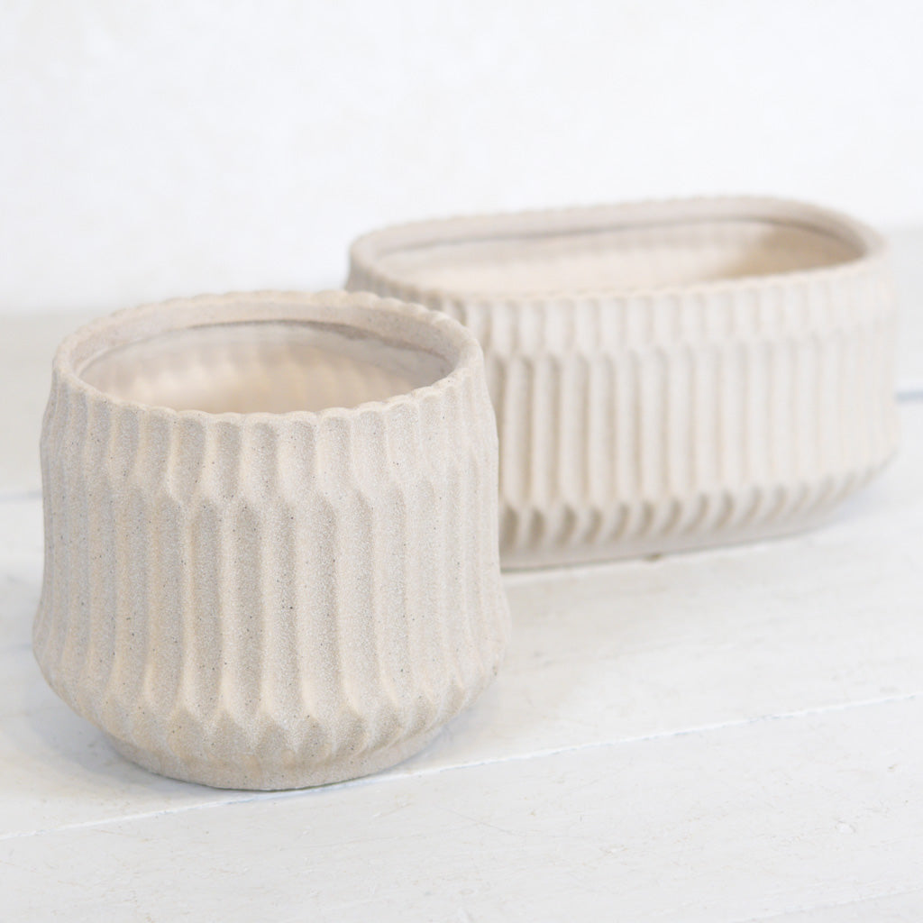 Ribbed Stoneware Pot Beige