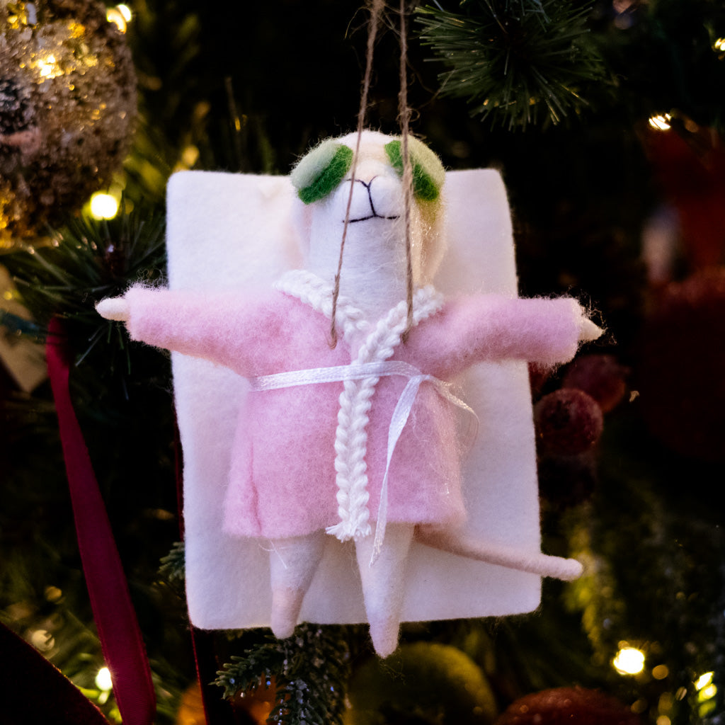 Spa Day Mat Mouse Ornament