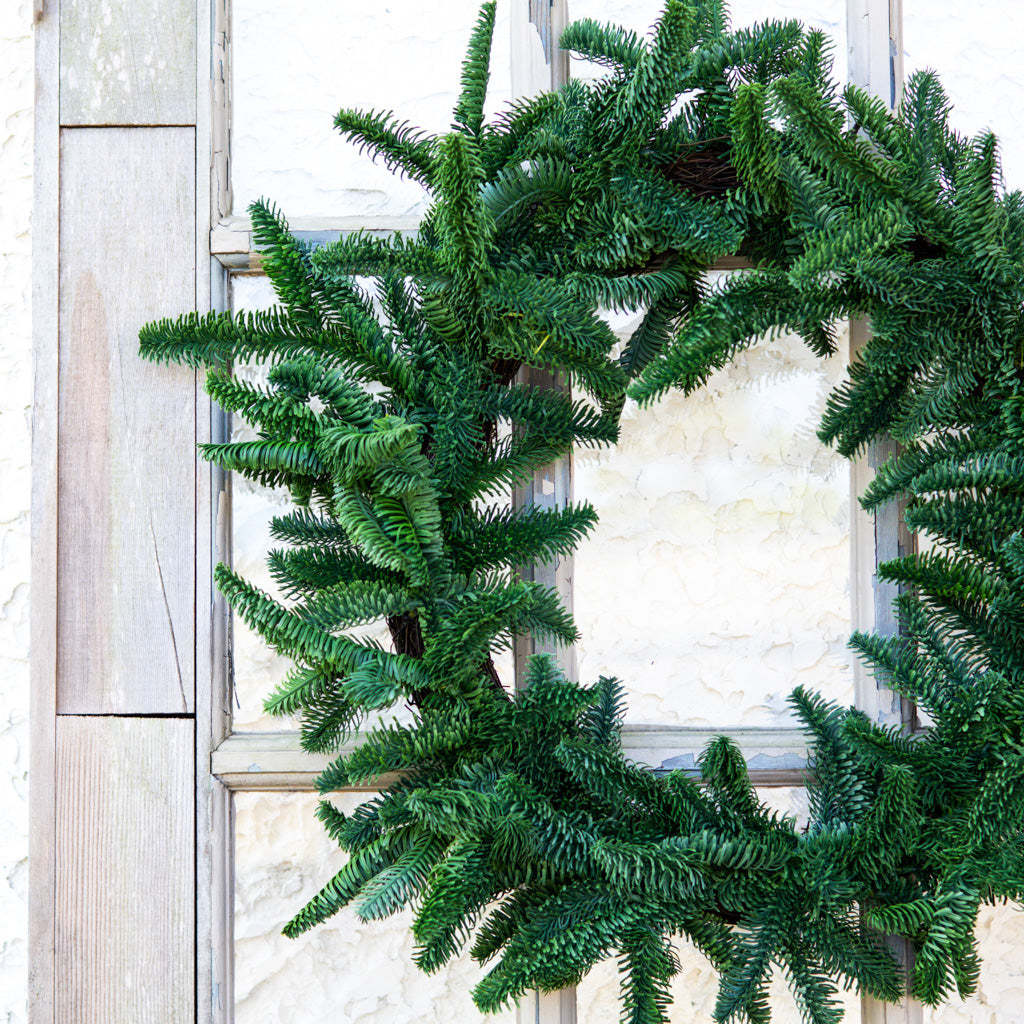 24" Noble Fir Wreath