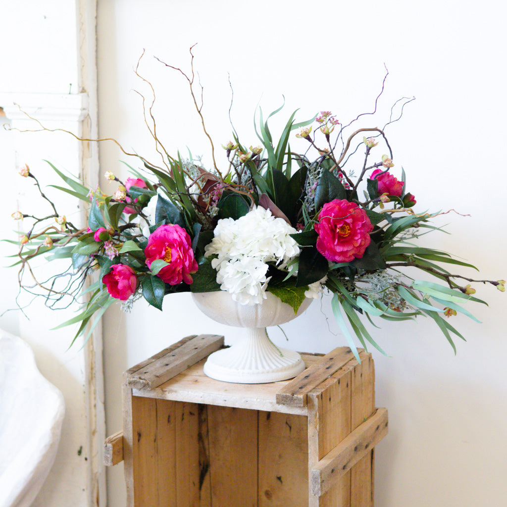 Spring in Savannah Centerpiece