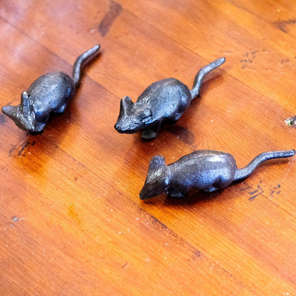 Cast Iron Mouse