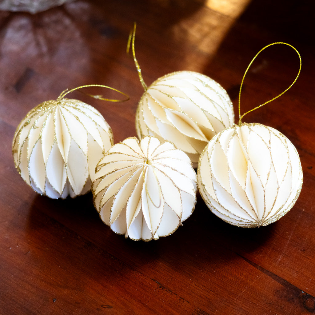Box of 4 White with Gold Glitter Round Ornaments