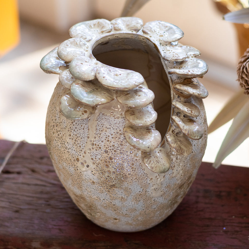 Stoneware Mushroom Pot Sand