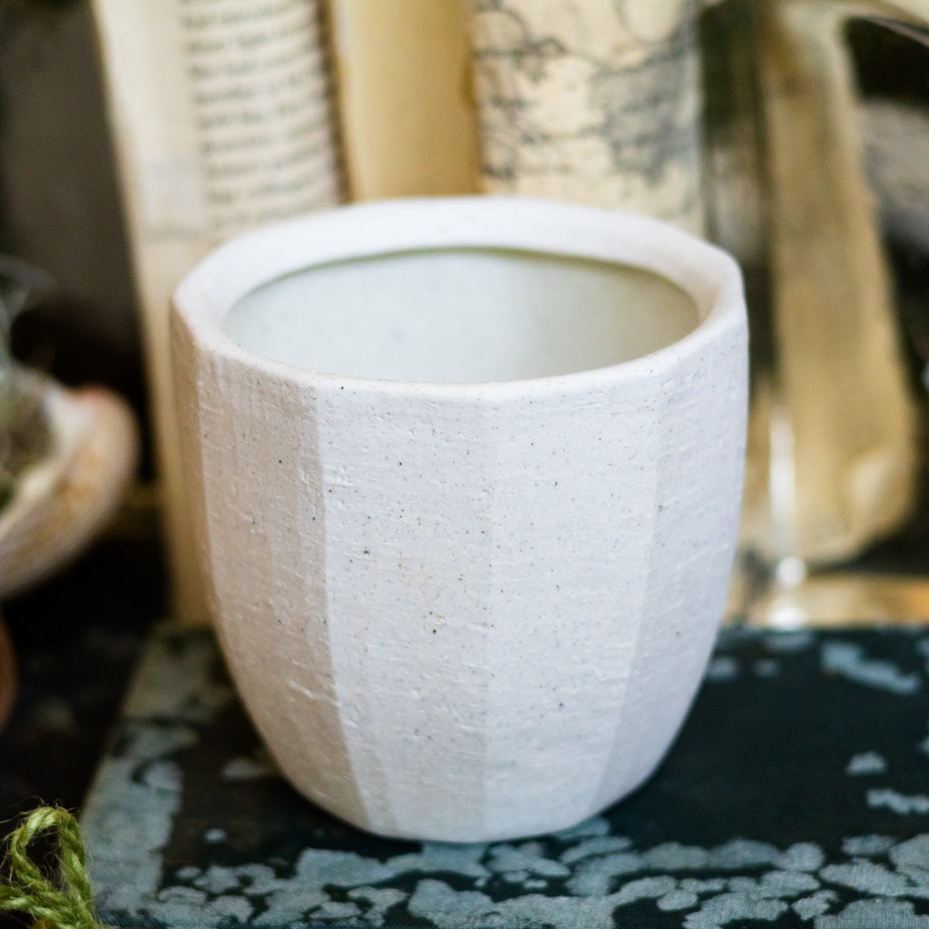 Bono White Terracotta Glazed Pot Small