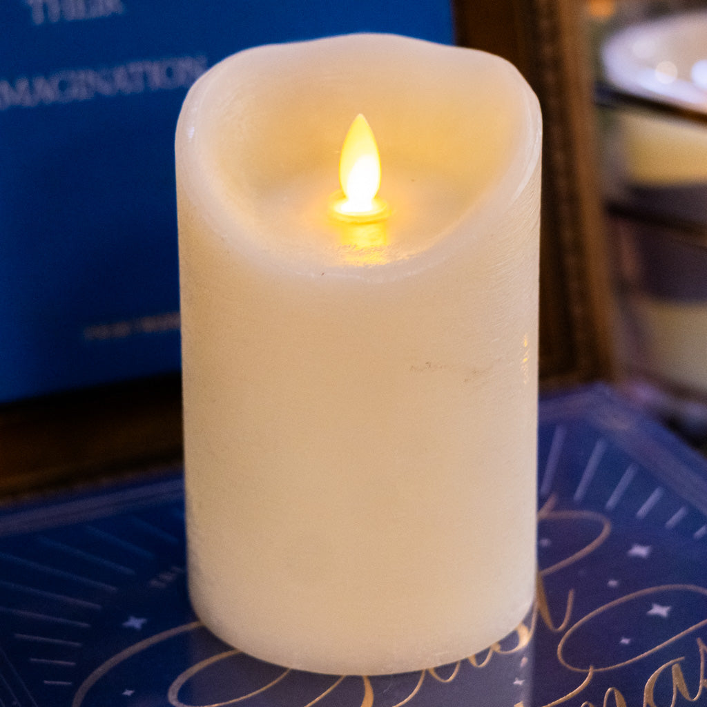 Flameless Flickering Candle with Timer Ivory Medium