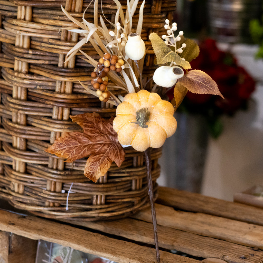 Pumpkin Yellow, Mixed Berry and Leaf Pick