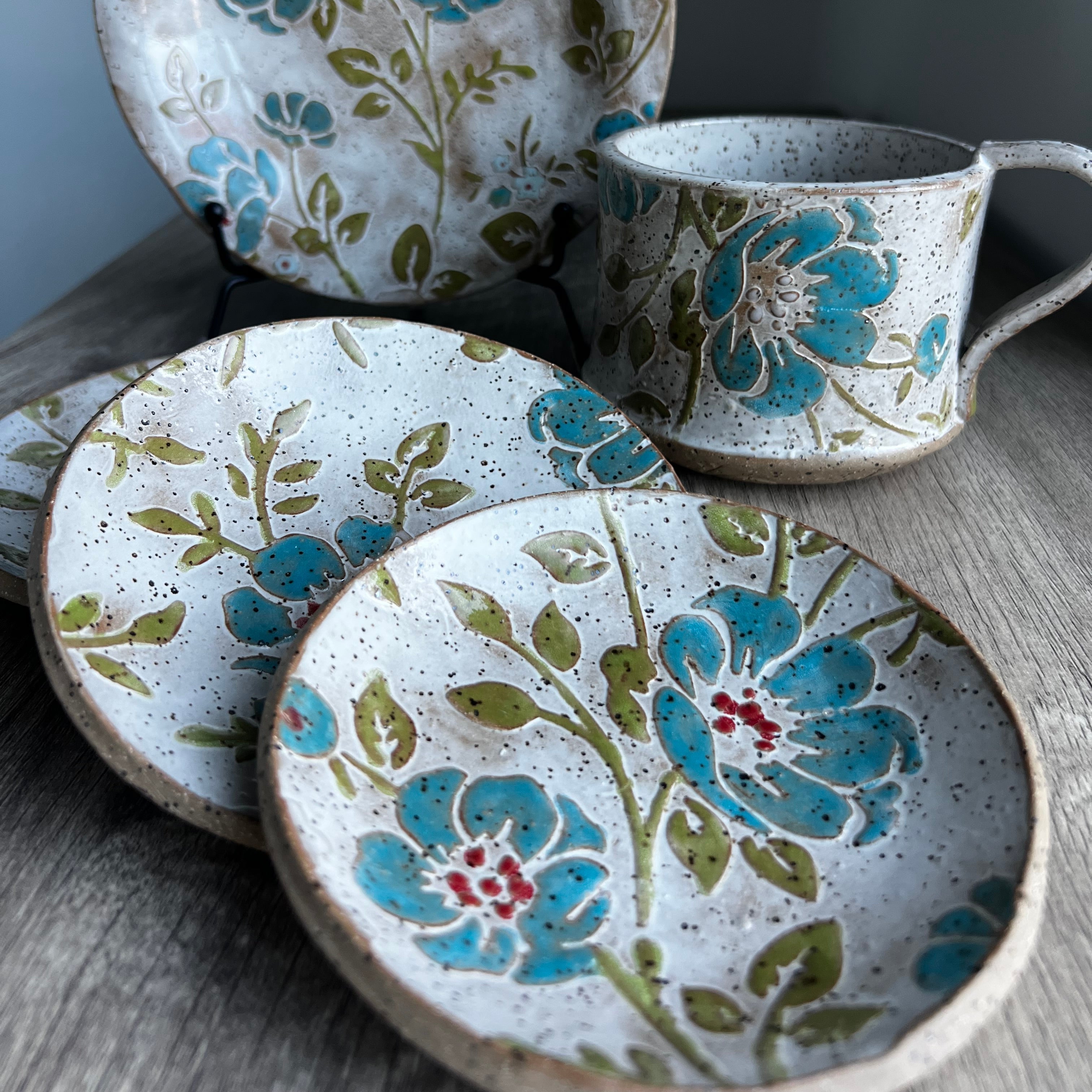 06.02.26 @ 11AM | Petals in Clay: A Ceramic Painting Workshop with Ceramic Artist Anissa Craig of Claystories Ceramics