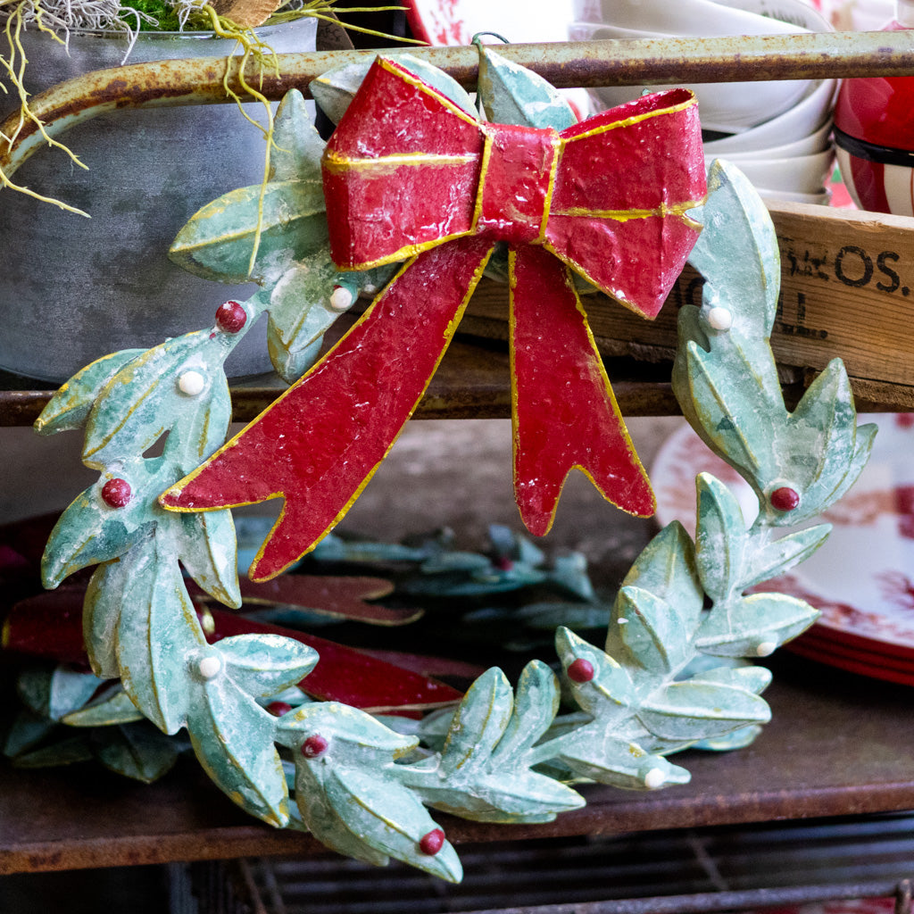 Metal Mistletoe Wreath with Bow Multi Color