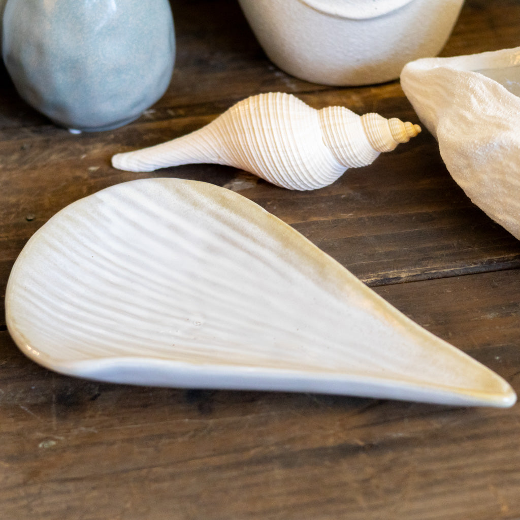 Stoneware Shell Plate with Reactive Glaze