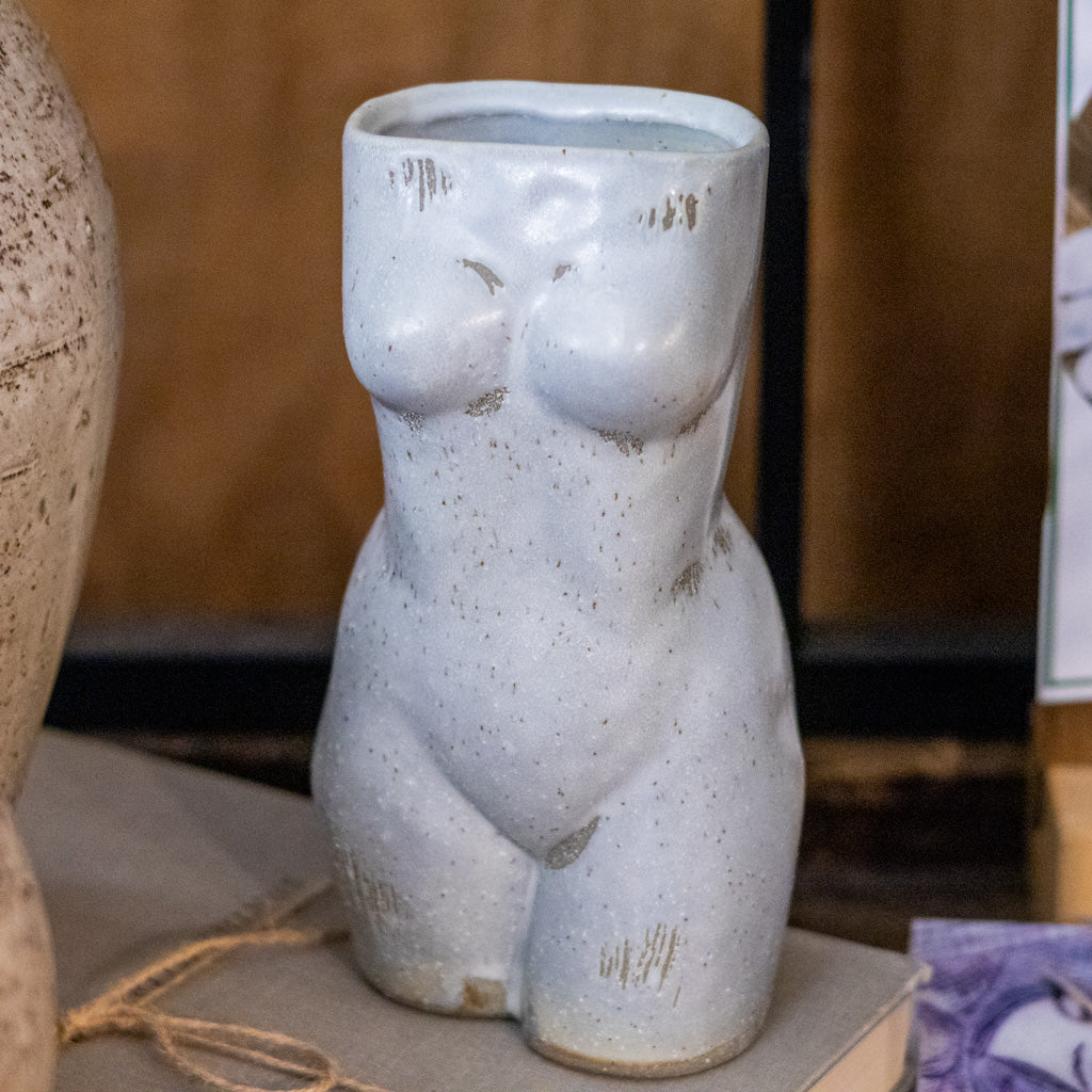 Anora Vase