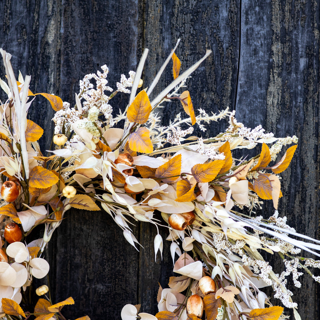 Cream Pods and Wheat Wreath 24"