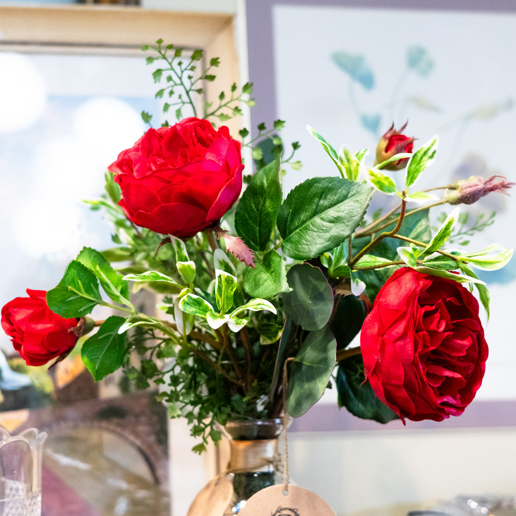 Red Rose Petite Bouquet