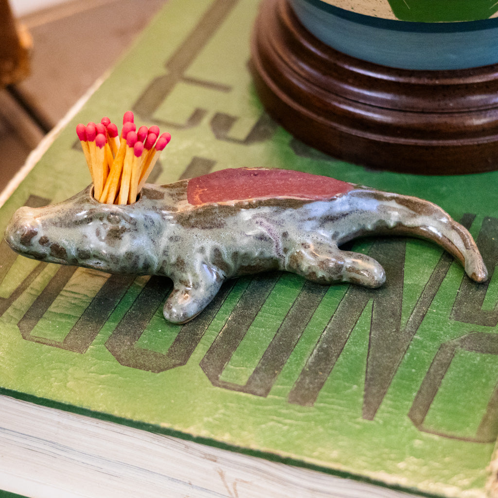 Stoneware Alligator Matchstick Holder with Striker