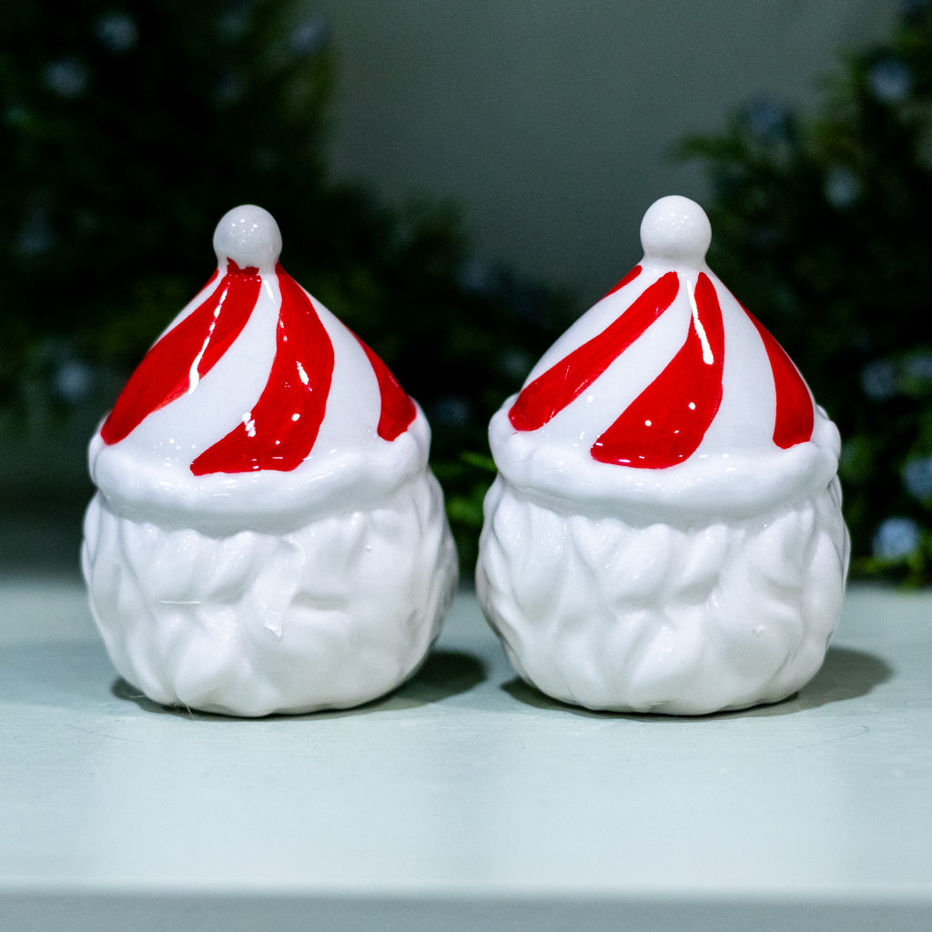 Set of Two Ceramic Santa Salt and Pepper Set