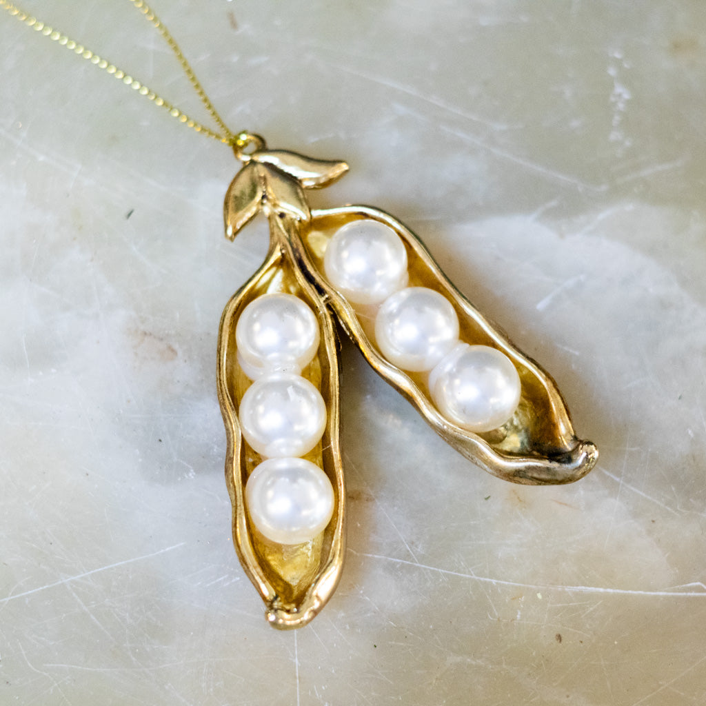 Metal Pea Pod Ornament