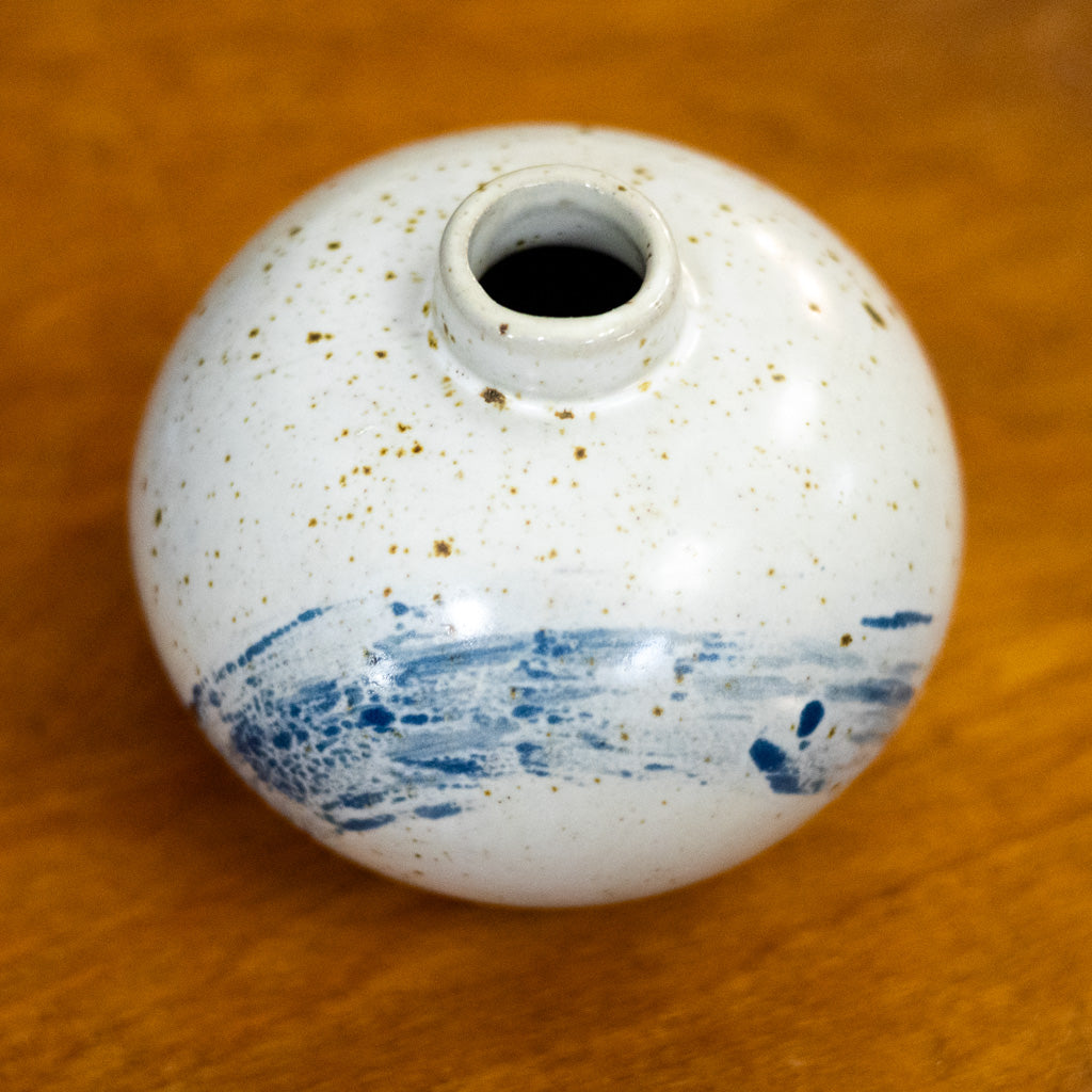 Stoneware Cream Blue Vase Short