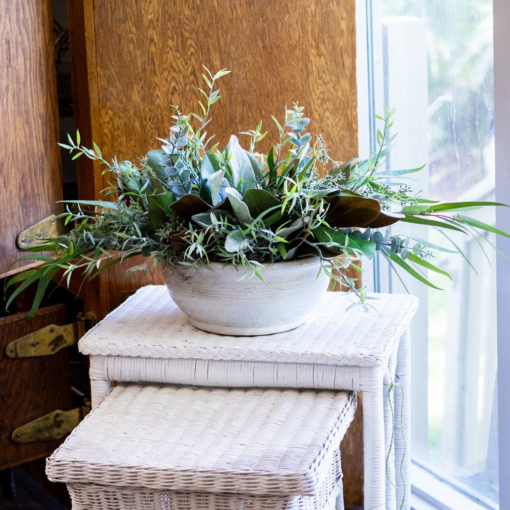 Essential Green Centerpiece Drop In