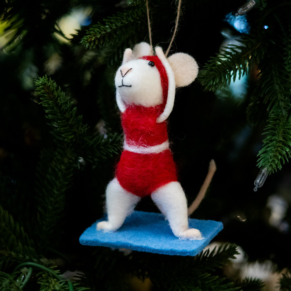 Felt Yoga Mouse on Red Blue Mat Ornament