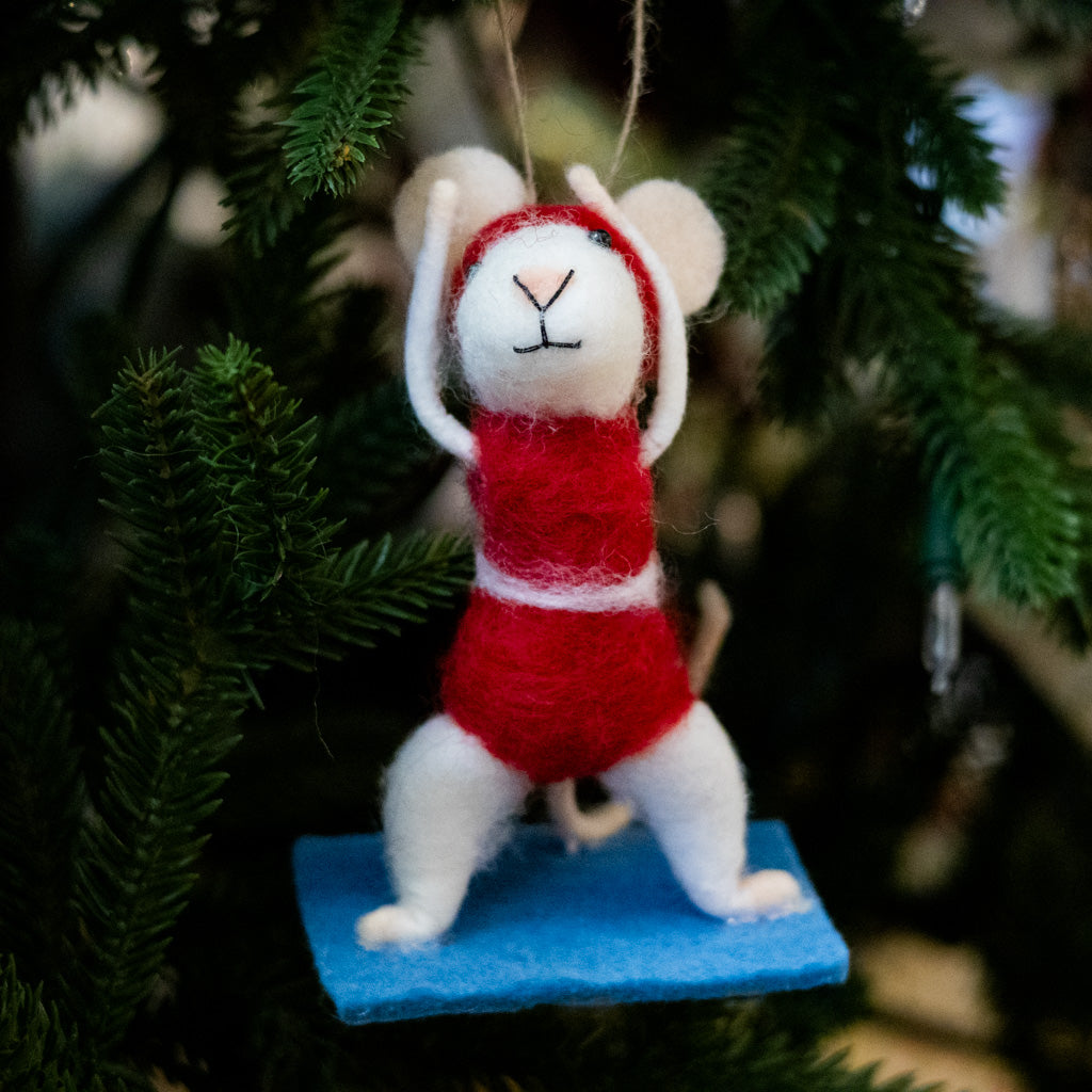 Felt Yoga Mouse on Red Blue Mat Ornament