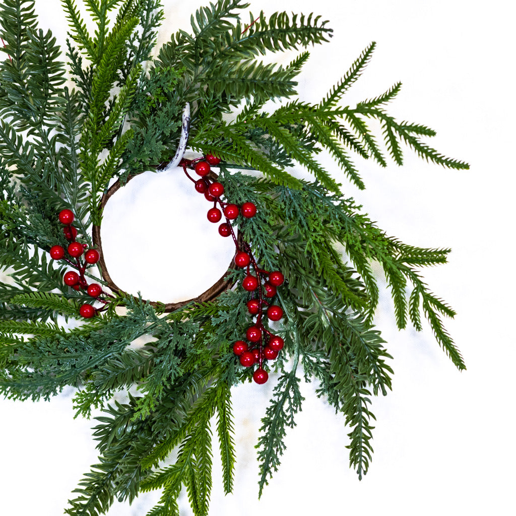 Fireside Berry Candle Ring