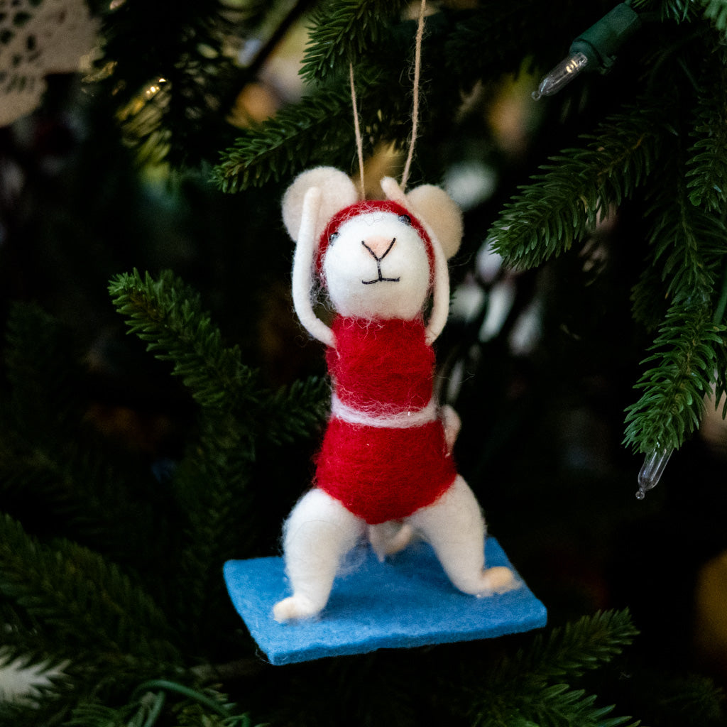 Felt Yoga Mouse on Red Blue Mat Ornament