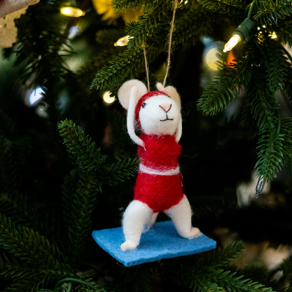 Felt Yoga Mouse on Red Blue Mat Ornament