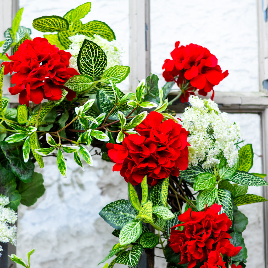 Greenhouse Geranium Wreath