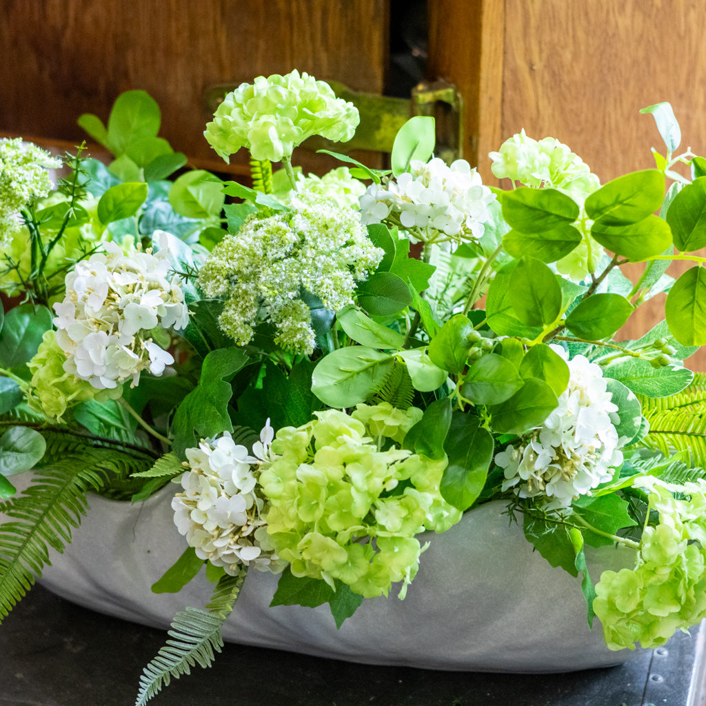 Viburnum Centerpiece Drop In