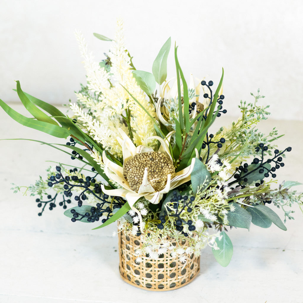 Sea Island Pearl Petite Bouquet