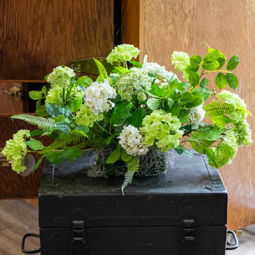 Viburnum Centerpiece Drop In