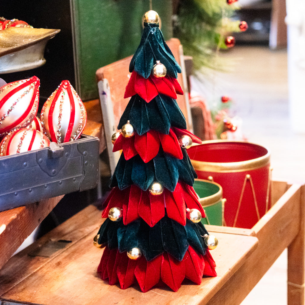 Velvet Loop Tree with Ornaments