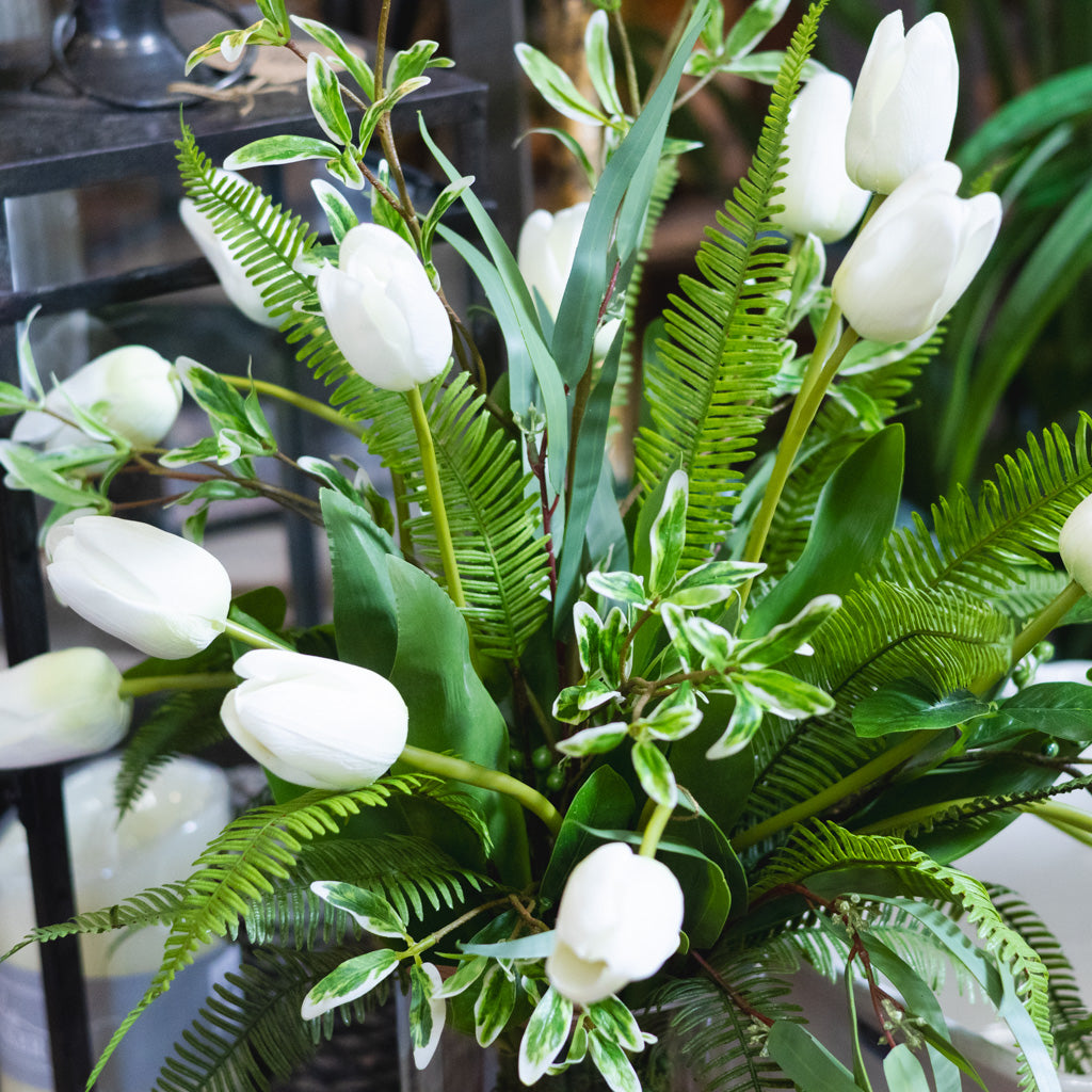 White Tulip Bouquet Grand