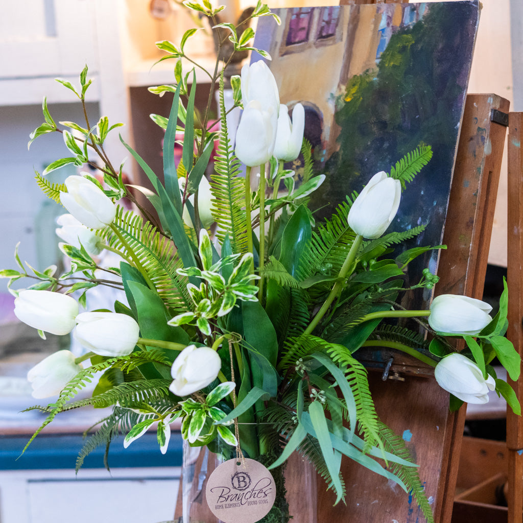 White Tulip Bouquet Grand