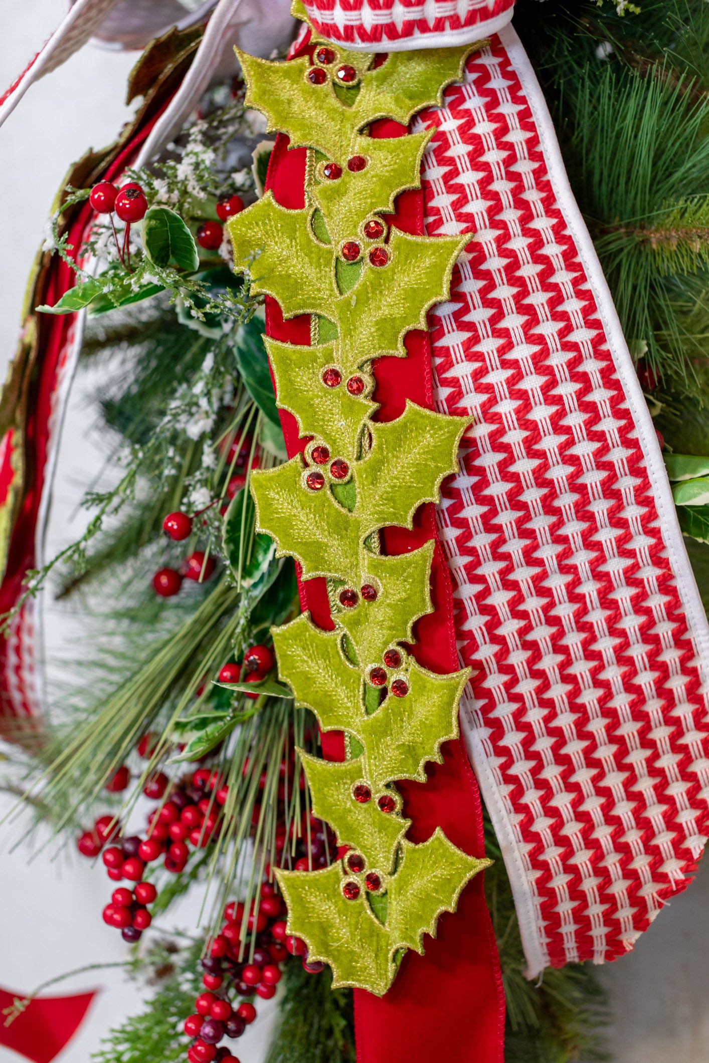 Holly Jolly Down Drop