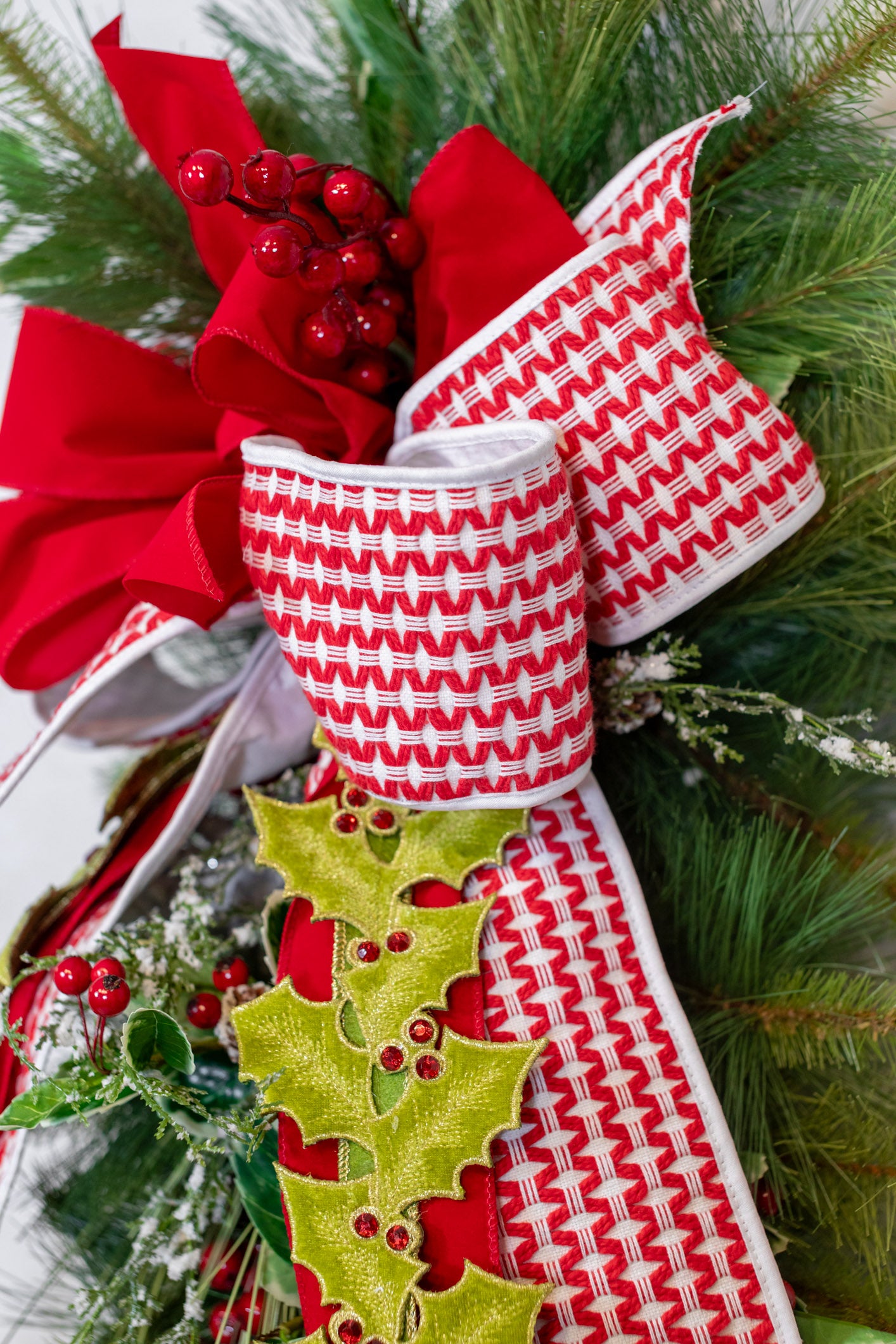 Holly Jolly Down Drop