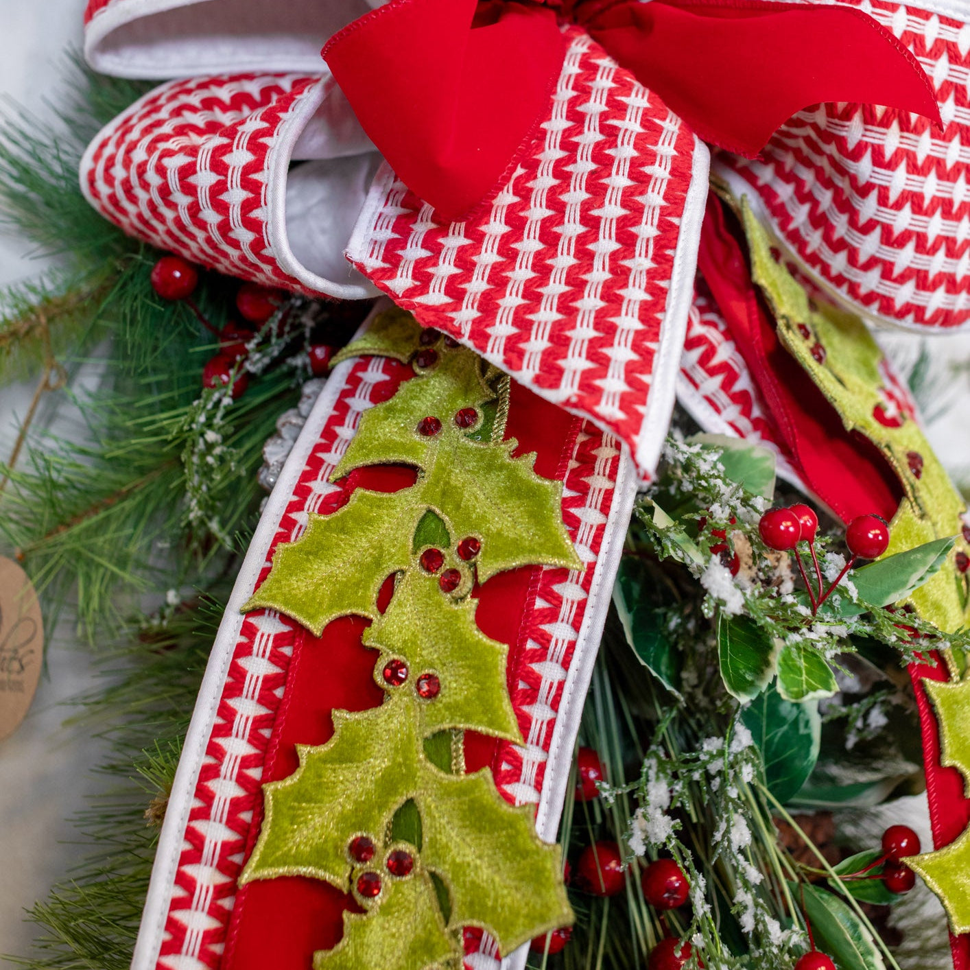 Holly Jolly Down Drop