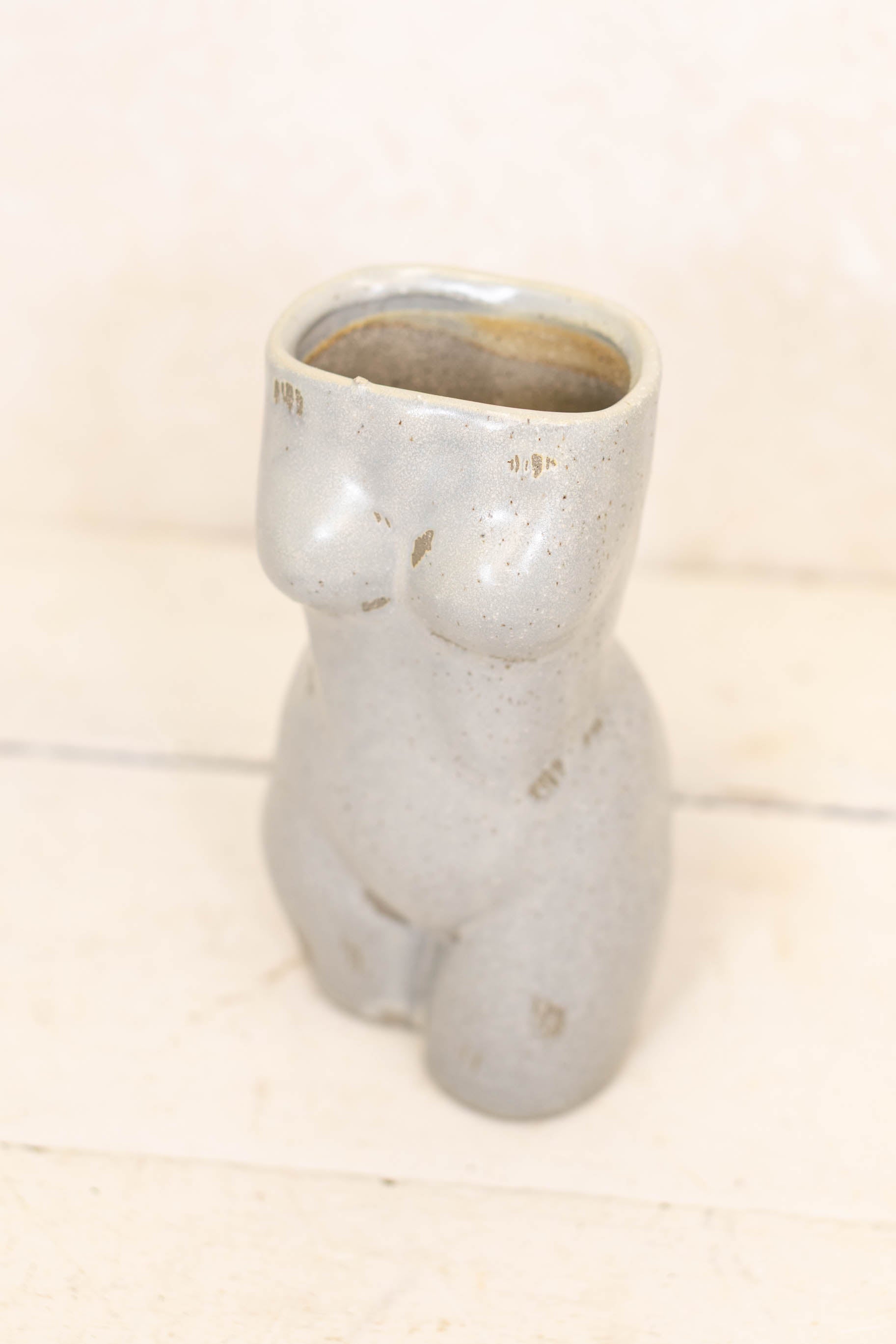 Anora Vase