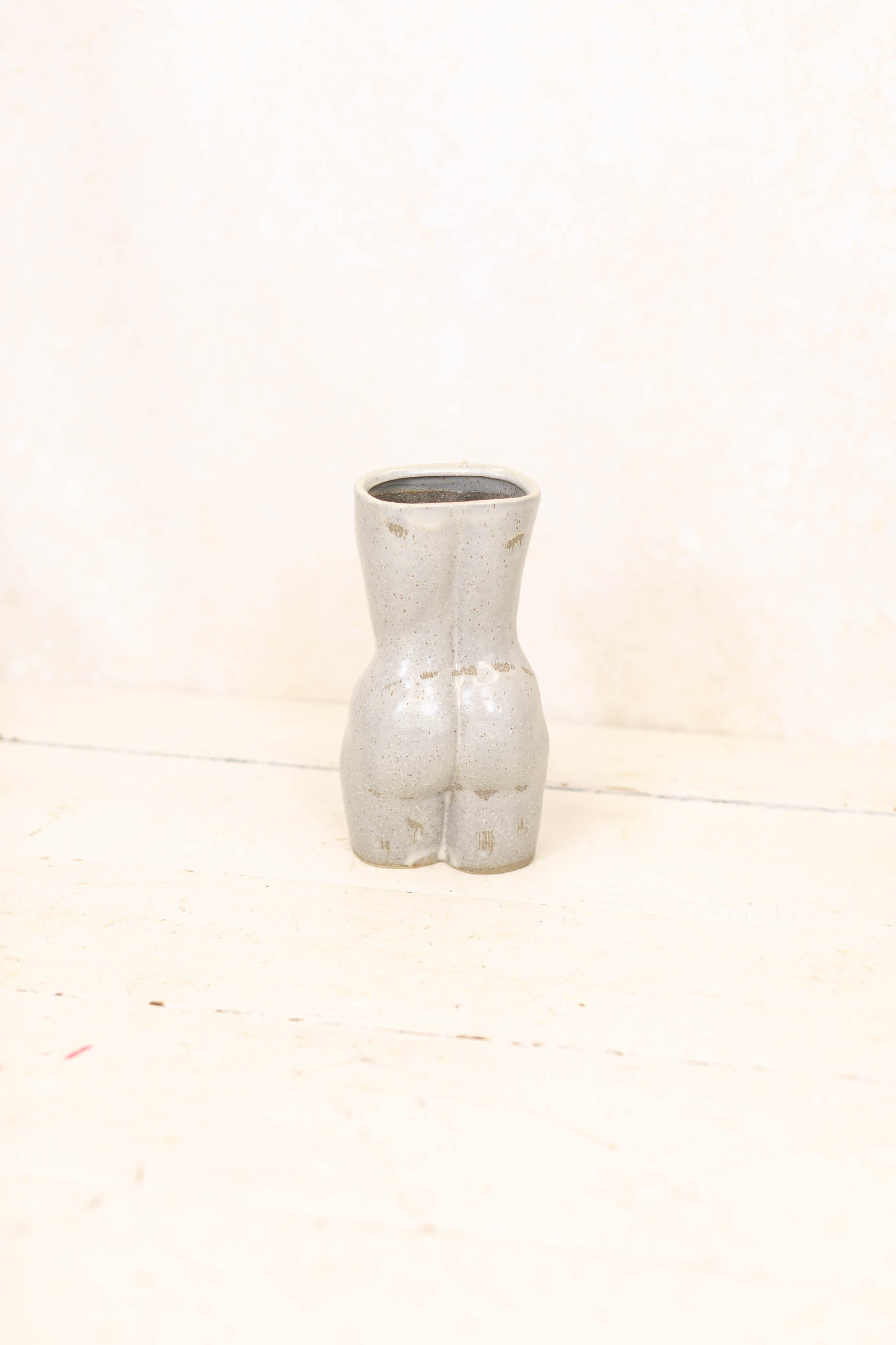 Anora Vase