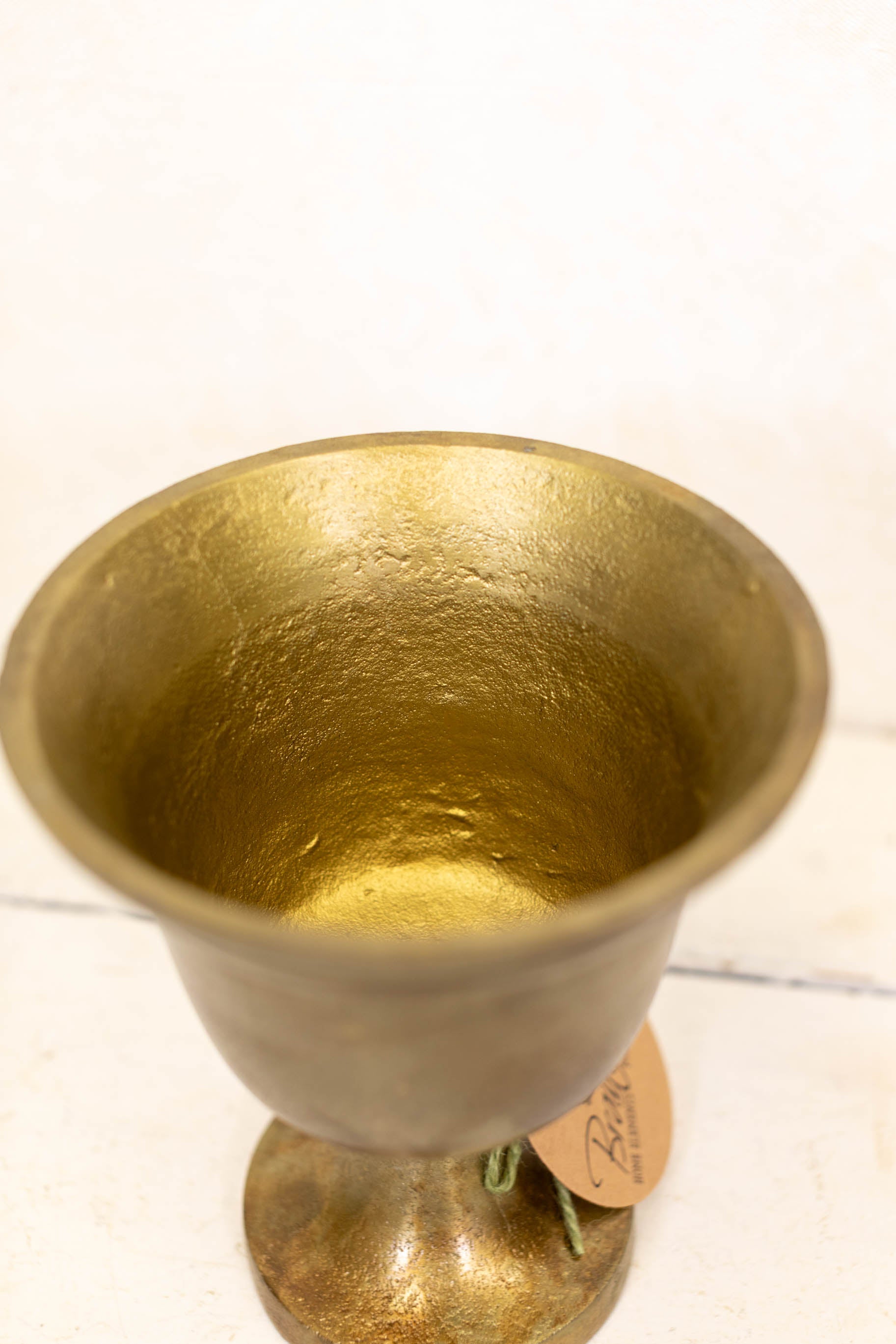 Short Hullen Urn