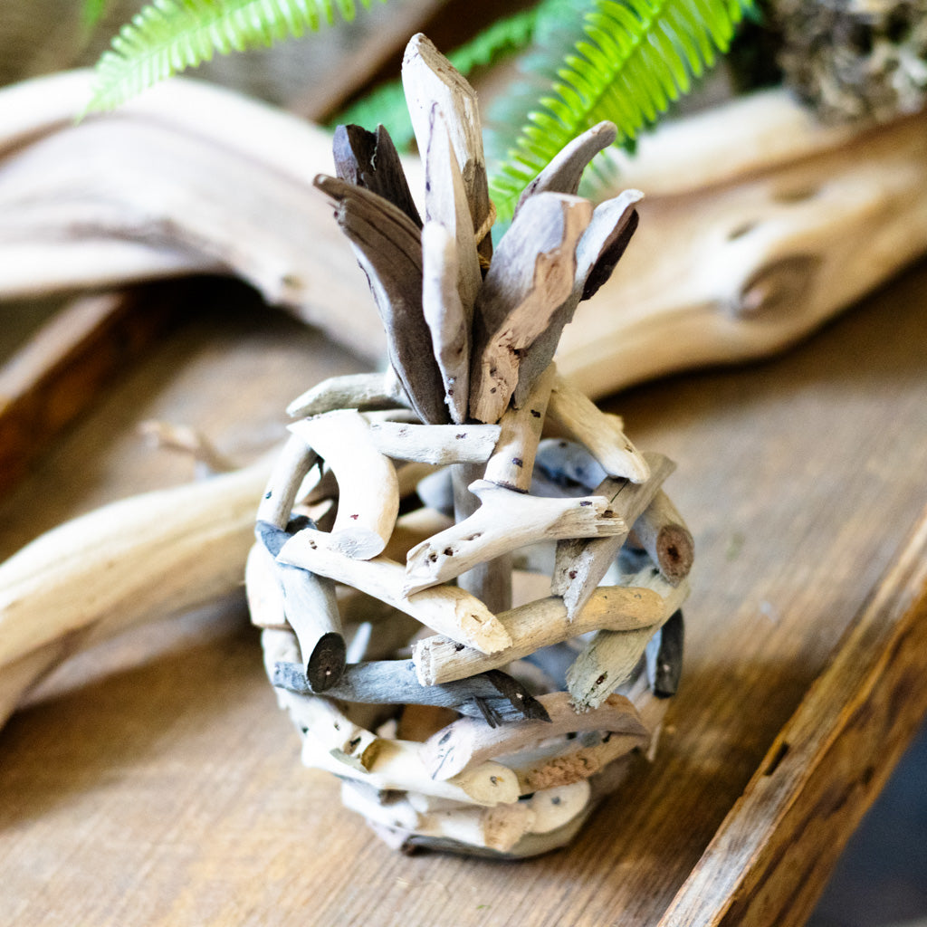 Driftwood Pineapple