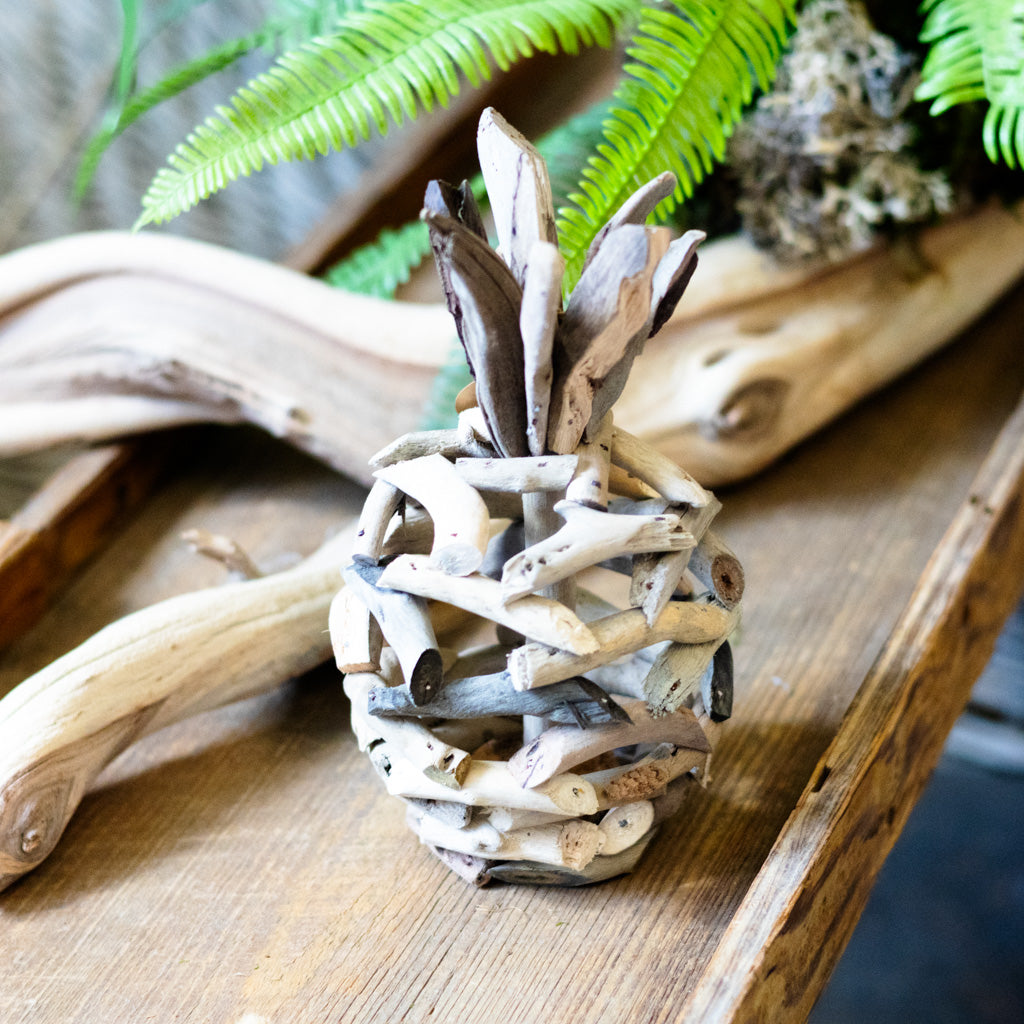 Driftwood Pineapple