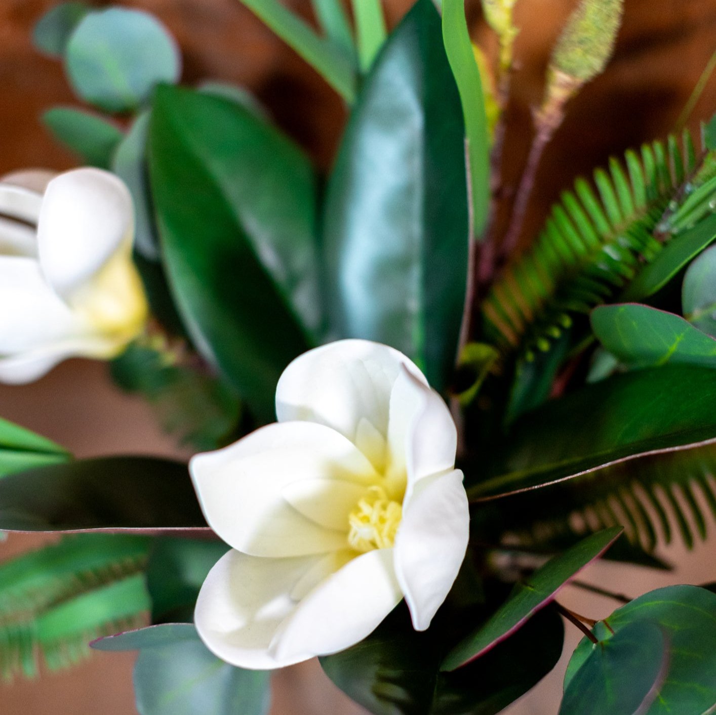 Saucer Magnolia Petite Bouquet Drop-In