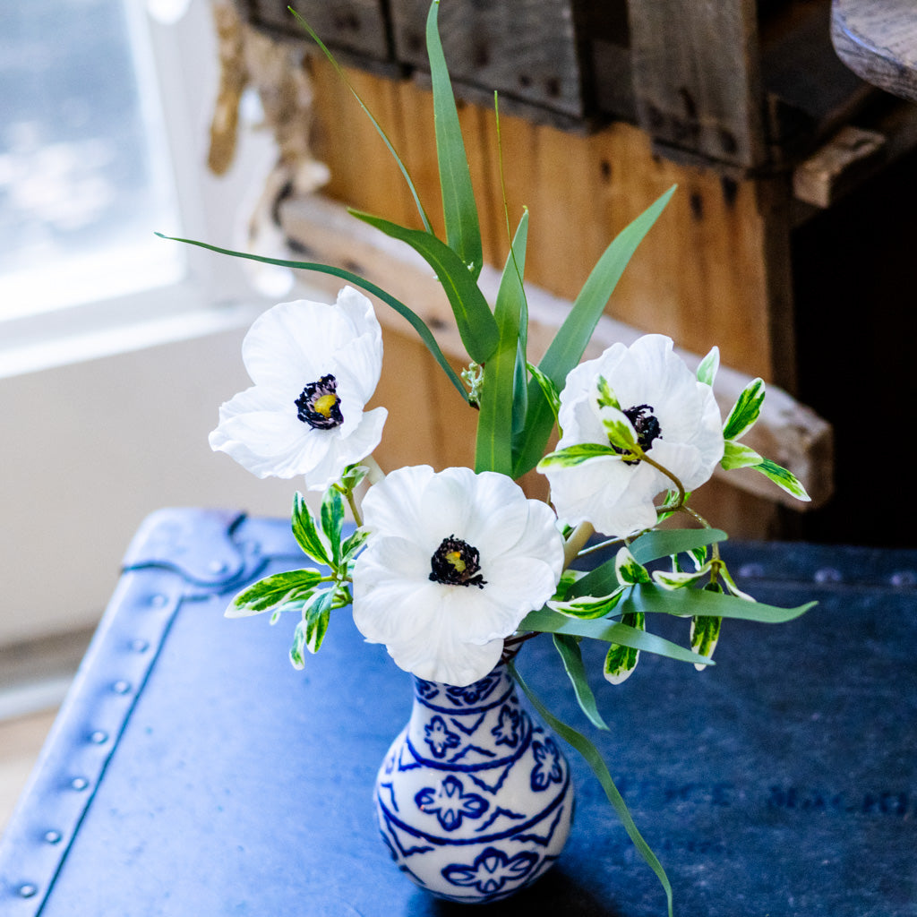 Anemone Petite Bouquet