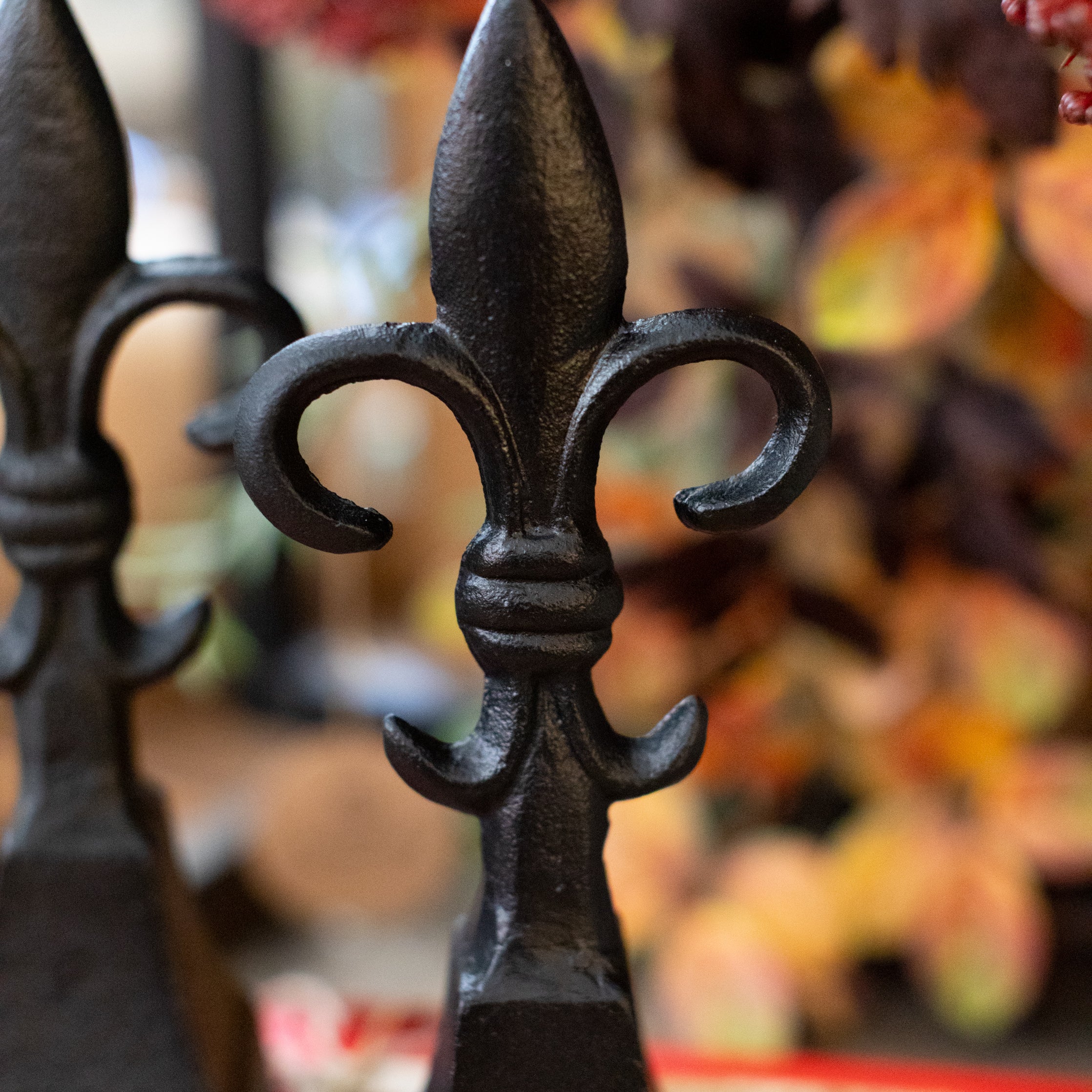 Fleur-de-lis Finial Set