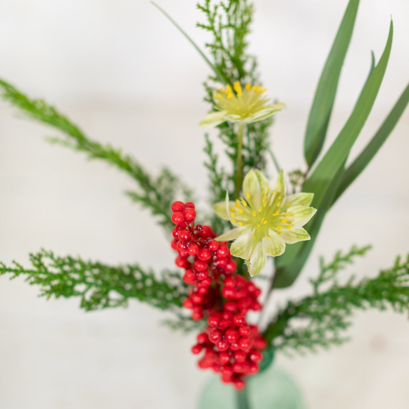 Holiday Armeria Mini Bouquet
