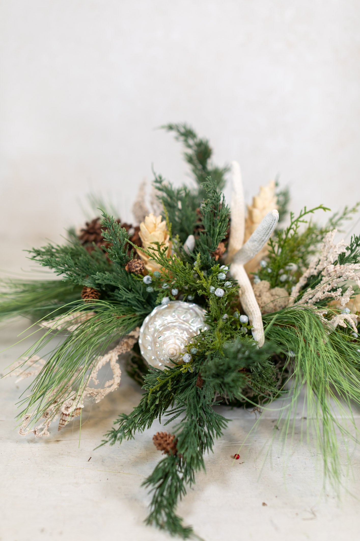 Seasons Starfish Round Centerpiece Drop-In