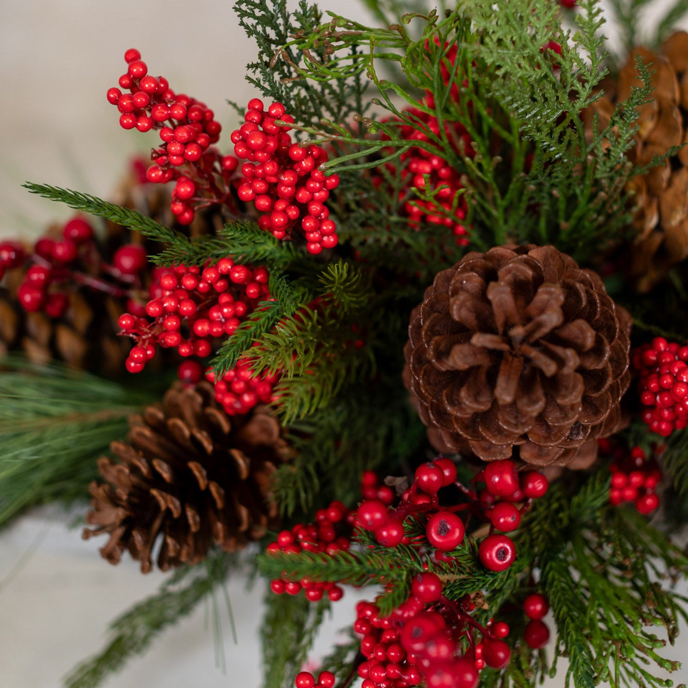 Berry Bounty Centerpiece Drop In