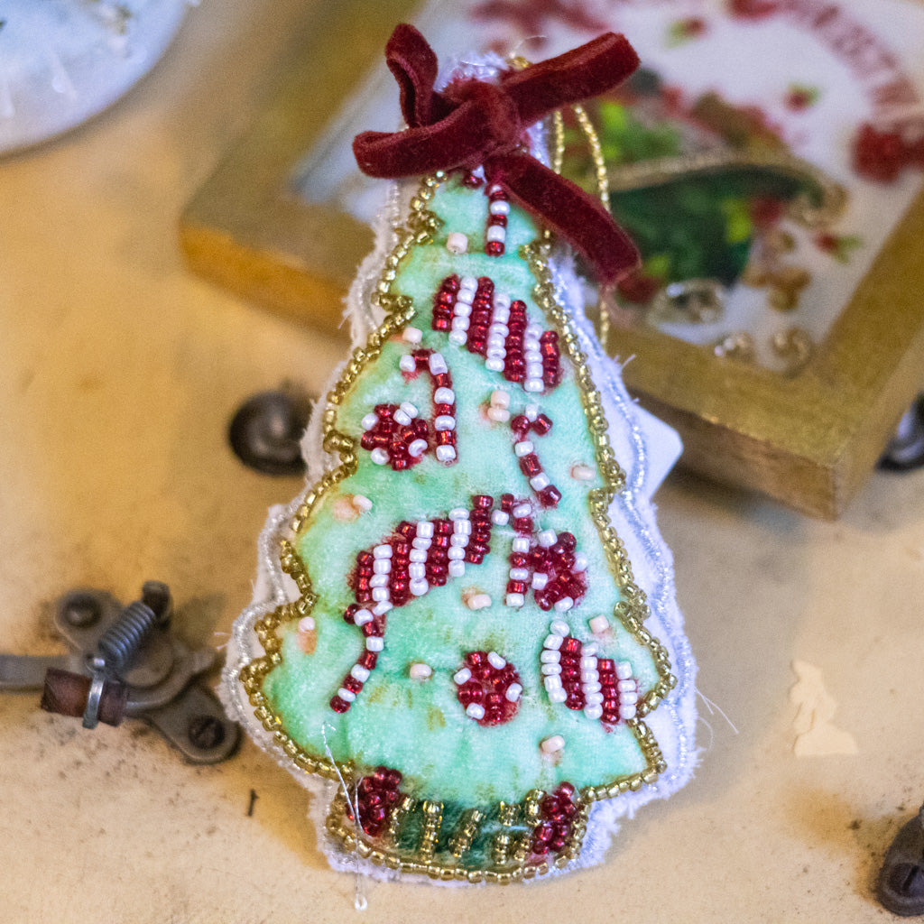 Beaded Fabric Christmas Tree Green with Candy