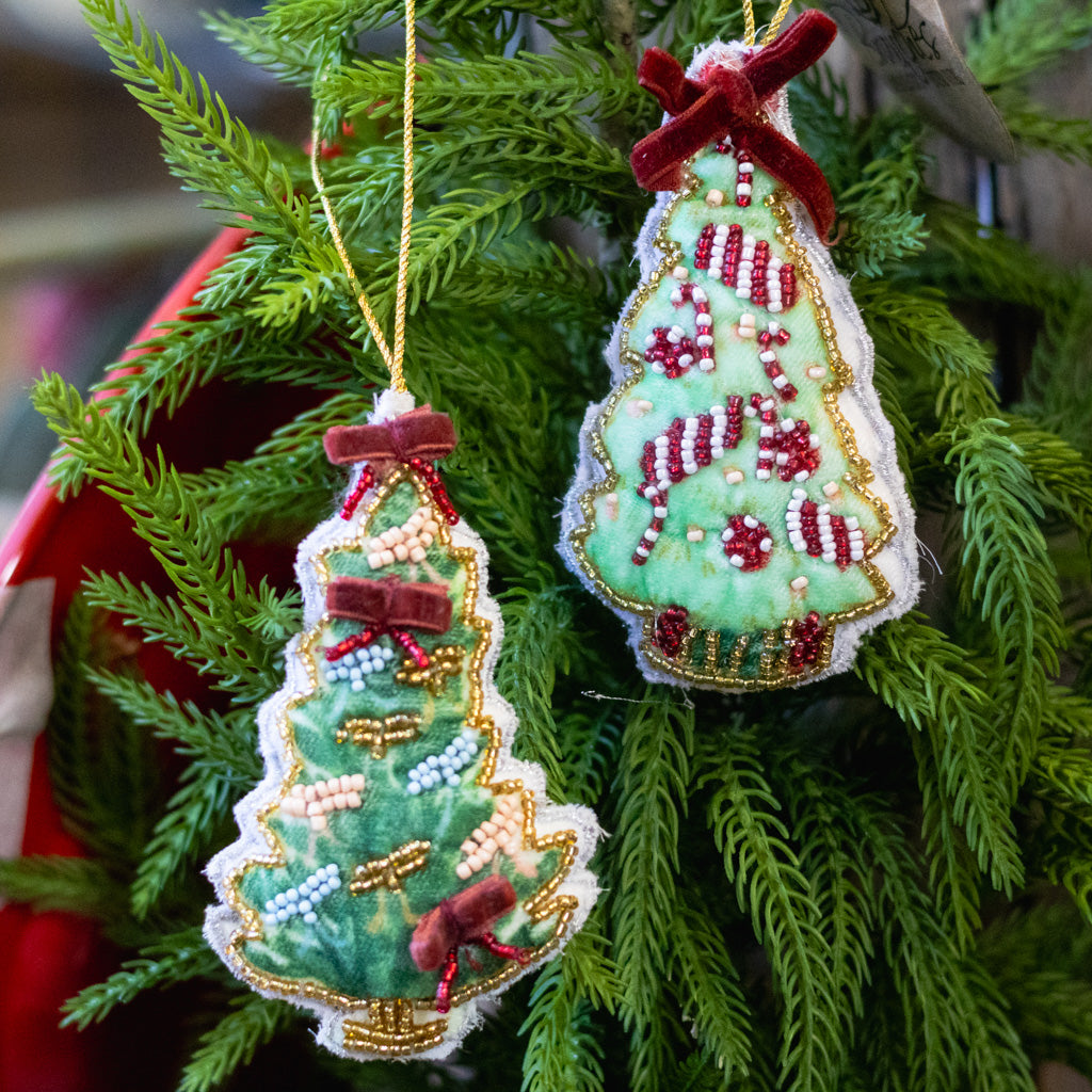 Beaded Fabric Christmas Tree Green with Candy